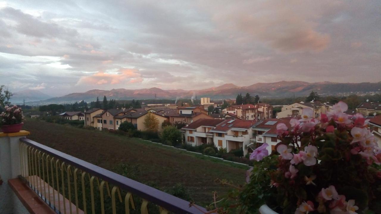 Nel Giardino Di Oz Bed & Breakfast Fornovo di Taro Exterior photo